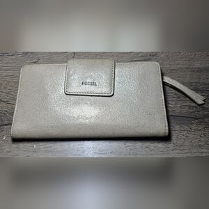 FOSSIL Wallet Mettalic Gold Snap Closure Cards Money ID Holder 7in x 4in